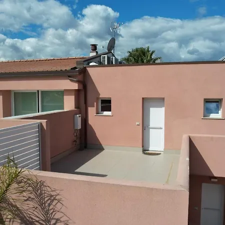 Rubino - Portorosa Apartmanhotel Furnari
